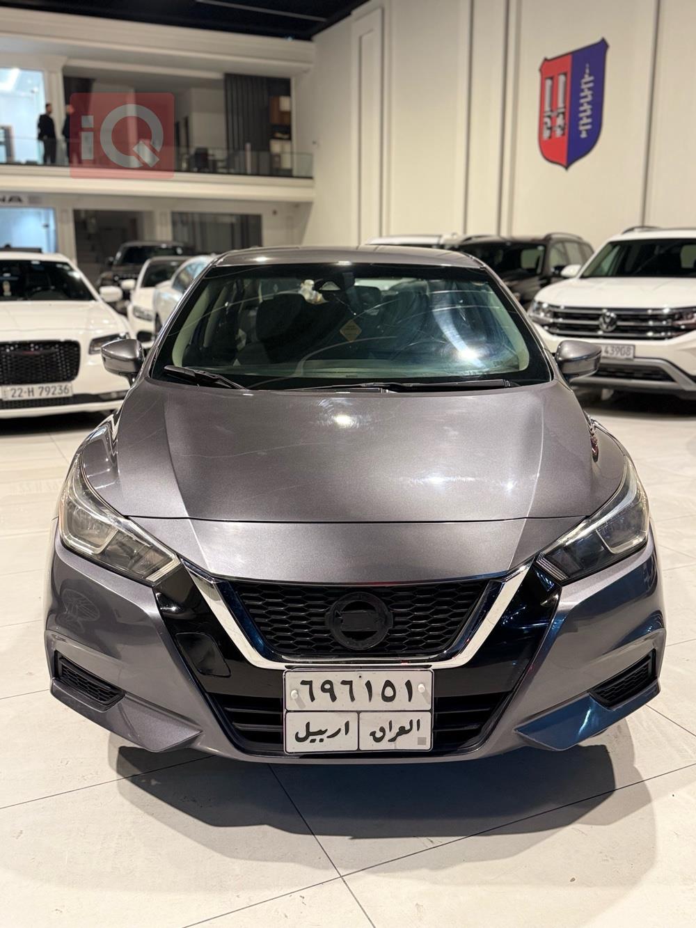 نيسان فيرسا